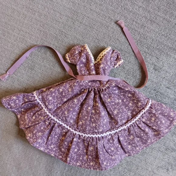 Sold - Picture 2 of 8